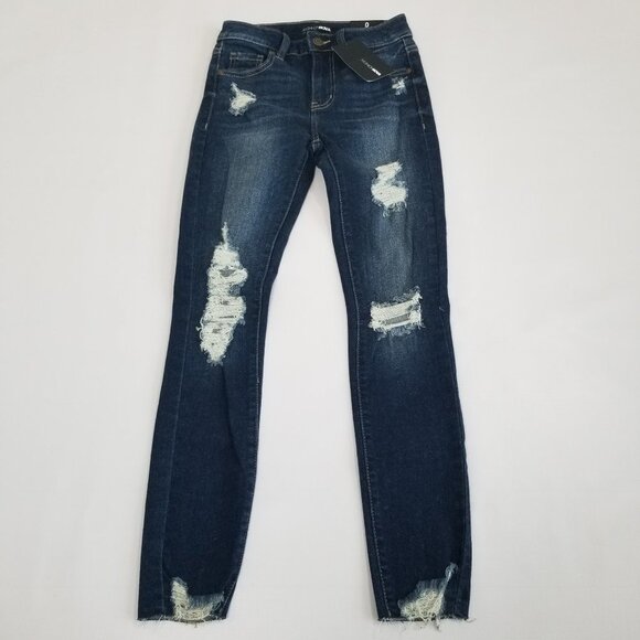 FASHION Nova Can't Stop Ankle Jeans Destructed Size 0 New - Picture 1 of 4